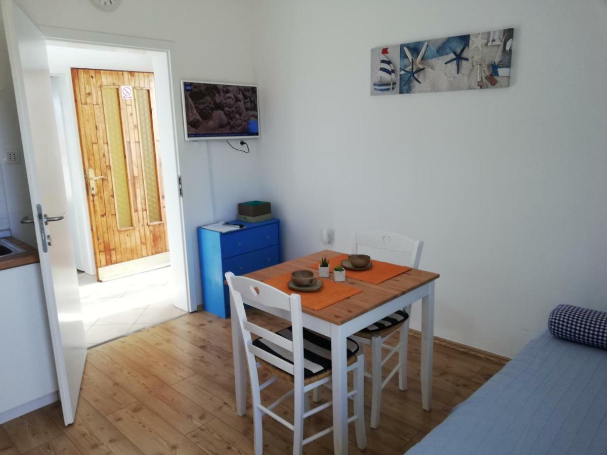 Apartments Relax Punat Ngoại thất bức ảnh
